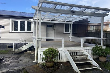 Photo of property in 1/38 Godley Road, Green Bay, Auckland, 0604