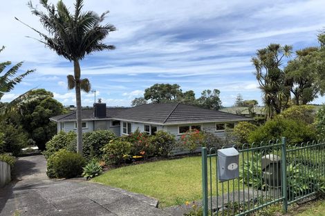 Photo of property in 7 Hilling Street, Titirangi, Auckland, 0604
