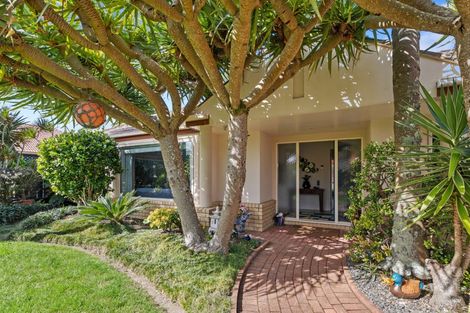 Photo of property in 7 Nypa Way, Somerville, Auckland, 2014