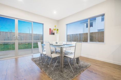 Photo of property in 10 Rauaruhe Road, Karaka, Papakura, 2113
