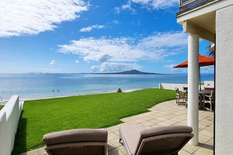 Photo of property in 2/15 Craig Road, Milford, Auckland, 0620