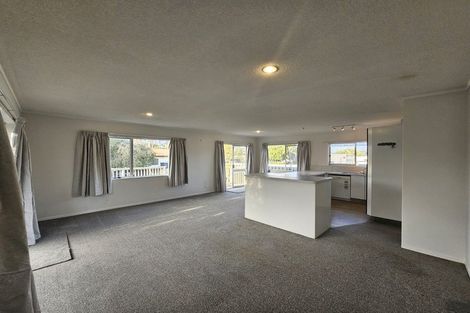 Photo of property in 1313 Papamoa Beach Road, Papamoa Beach, Papamoa, 3118