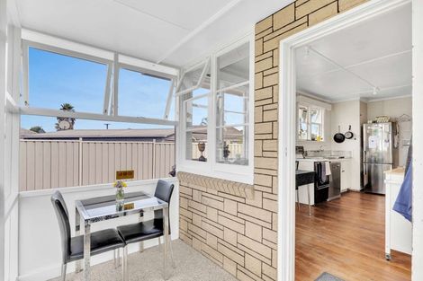 Photo of property in 3 Churchill Crescent, Te Hapara, Gisborne, 4010