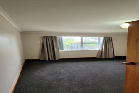 Photo of property in 8 Burns Street, Westown, New Plymouth, 4310