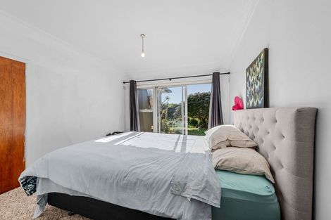 Photo of property in 1469 South Road, Kaitake, New Plymouth, 4374