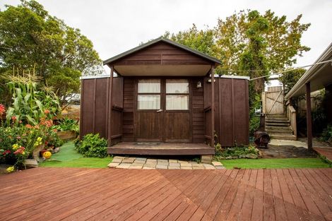 Photo of property in 35 Main Road, Raglan, 3225