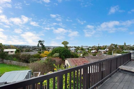 Photo of property in 38 Keegan Drive, Massey, Auckland, 0614