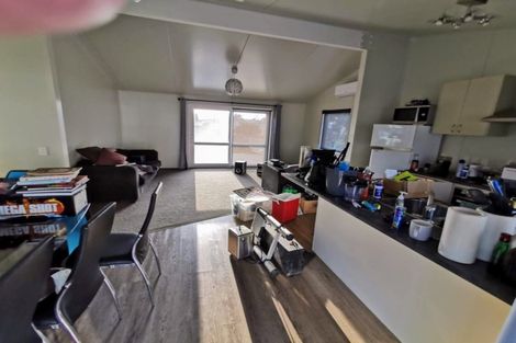 Photo of property in 10 Karaka Street, Castlecliff, Whanganui, 4501