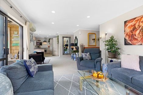 Photo of property in 21/19 Glencarron Place, Bethlehem, Tauranga, 3110