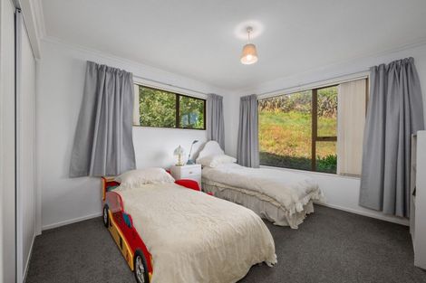 Photo of property in 5 Amelia Crescent, Waikawa, Picton, 7220