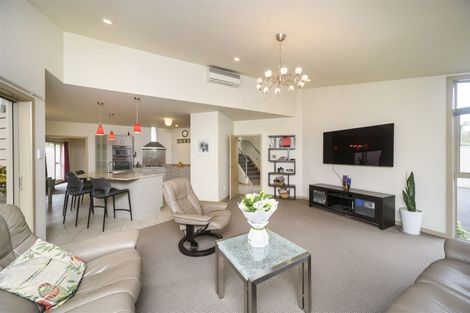 Photo of property in 394 College Street, Hokowhitu, Palmerston North, 4410