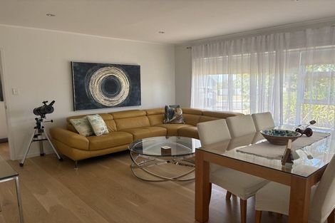 Photo of property in 121 Arran Road, Browns Bay, Auckland, 0630