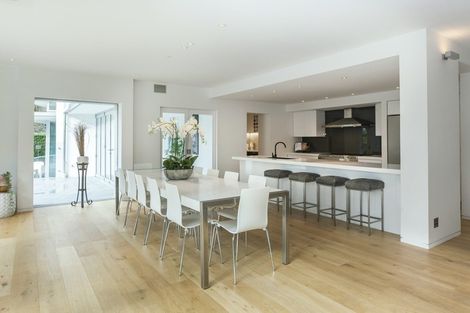 Photo of property in 8 Saint Barnabas Lane, Fendalton, Christchurch, 8052