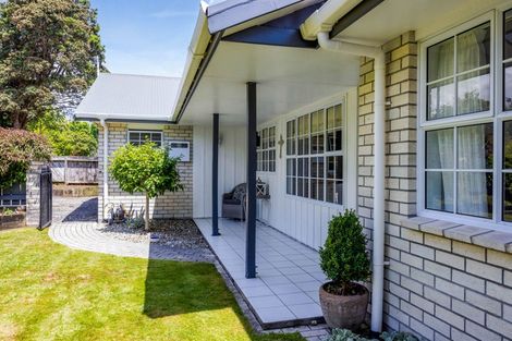 Photo of property in 11 Elder Grove, Whalers Gate, New Plymouth, 4310