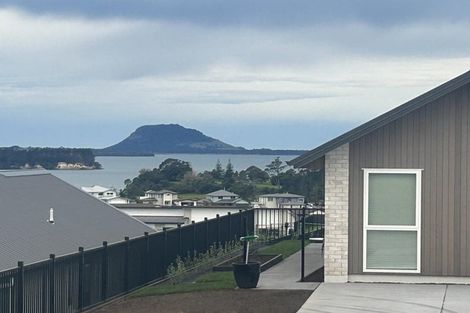 Photo of property in 4 Kuaka Rise, Omokoroa, 3114
