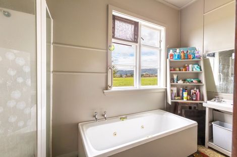 Photo of property in 992 Top Grass Road, Dannevirke, 4972