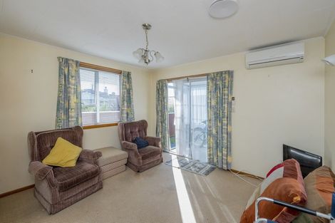 Photo of property in 53 Liverpool Street, Levin, 5510