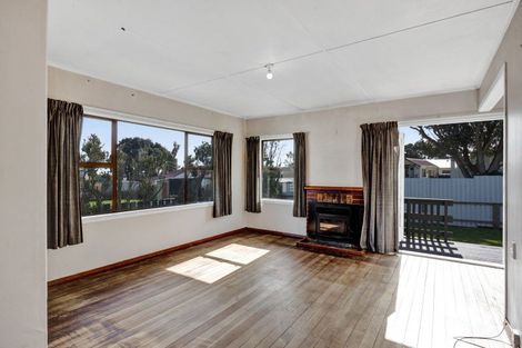 Photo of property in 3 Hickey Place, Opunake, 4616