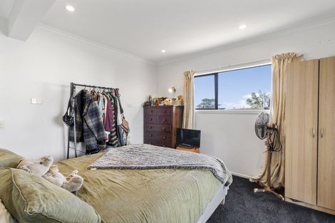 Photo of property in 264 Sunset Road, Windsor Park, Auckland, 0632