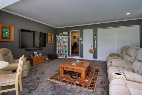 Photo of property in 4 Kingsgate Close, Havelock North, 4130