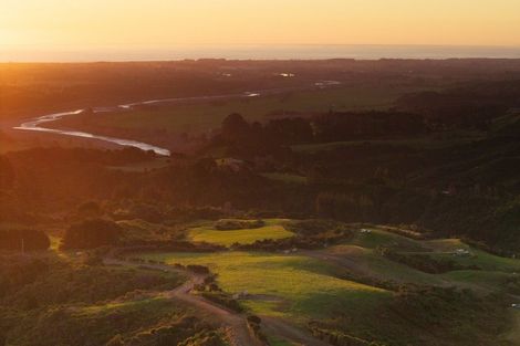Photo of property in 141 Kaitawa Road, Hautere, Otaki, 5582