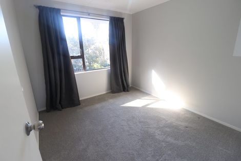 Photo of property in 9 Elizabeth Drive, West Harbour, Auckland, 0618