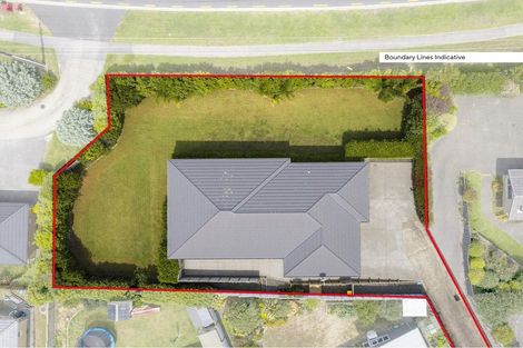 Photo of property in 8 Bayview Park Lane, Orewa, 0931