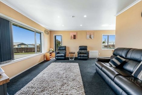 Photo of property in 83 Walker Crescent, East Gore, Gore, 9710