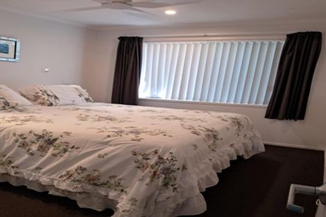 Photo of property in 5 Lance Way, Papamoa, 3118