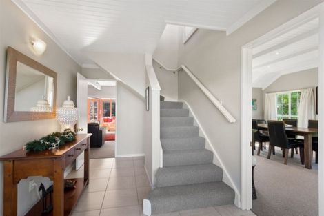 Photo of property in 39 Crofton Road, Harewood, Christchurch, 8051