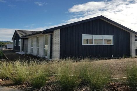 Photo of property in 51 Sentinel Avenue, Omokoroa, 3114