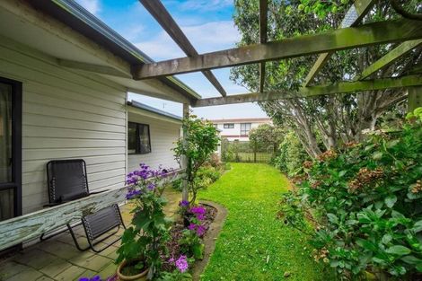 Photo of property in 39 Tawa Street, Hawera, 4610