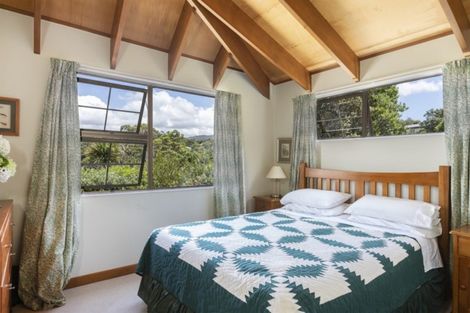 Photo of property in 51 Grand View Road, Leigh, 0985