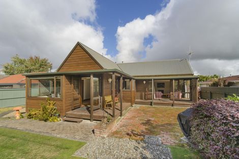 Photo of property in 14 Moyne Avenue, Milson, Palmerston North, 4414