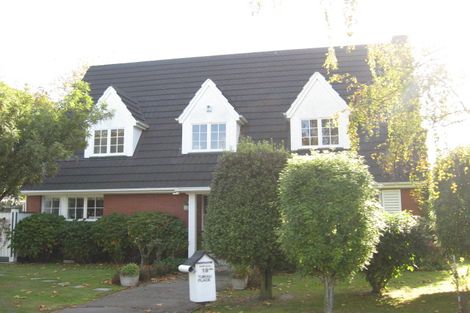 Photo of property in 19 Tuirau Place, Ilam, Christchurch, 8041