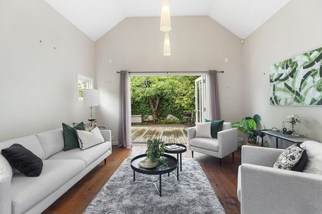 Photo of property in 121 Aro Street, Aro Valley, Wellington, 6021
