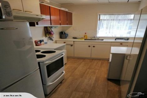 Photo of property in 43b Wade River Road, Stanmore Bay, Whangaparaoa, 0932