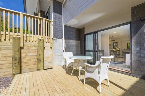 Photo of property in 34b Rodney Street, Howick, Auckland, 2014