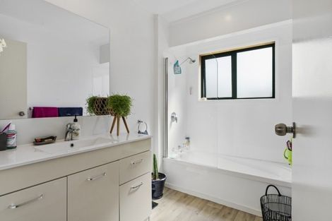 Photo of property in 69b Osprey Drive, Welcome Bay, Tauranga, 3112