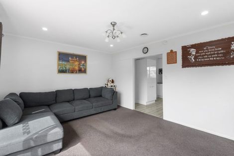Photo of property in 2/11 Peckham Lane, Woolston, Christchurch, 8062