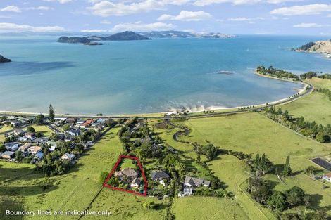 Photo of property in 1471 Clevedon Kawakawa Road, Kawakawa Bay, Papakura, 2585
