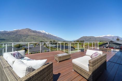 Photo of property in 3 Batsford Lane, Lower Shotover, Queenstown, 9371