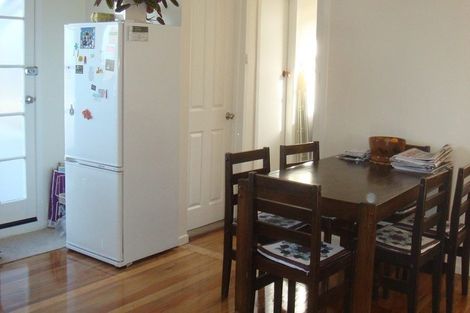 Photo of property in 25 William Souter Street, Forrest Hill, Auckland, 0620