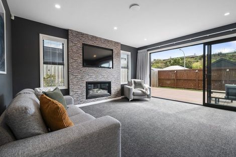 Photo of property in 34 Freedom Drive, Kelvin Grove, Palmerston North, 4414
