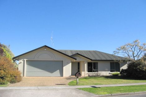 Photo of property in 13 Caversham Drive, Rototuna, Hamilton, 3210