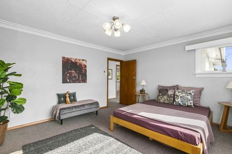 Photo of property in 137 Easther Crescent, Kew, Dunedin, 9012