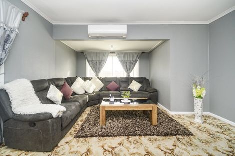 Photo of property in 698 Pioneer Highway, Takaro, Palmerston North, 4412