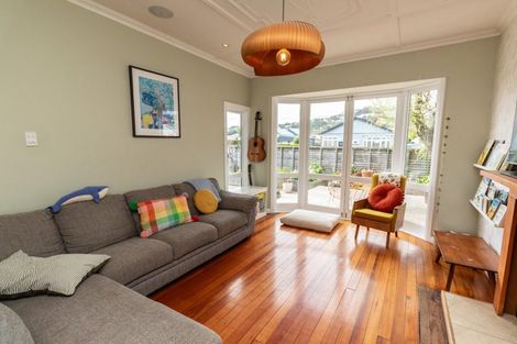 Photo of property in 35 Ellesmere Avenue, Miramar, Wellington, 6022