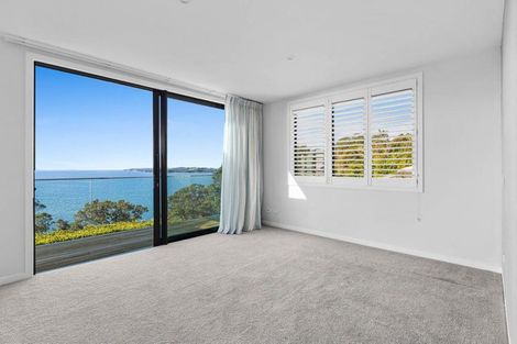 Photo of property in 102 Vipond Road, Stanmore Bay, Whangaparaoa, 0932