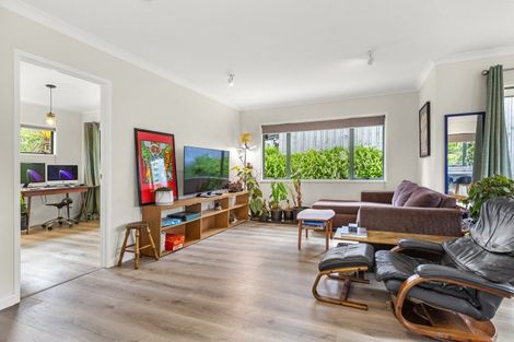 Photo of property in 6b Primrose Street, Raglan, 3225